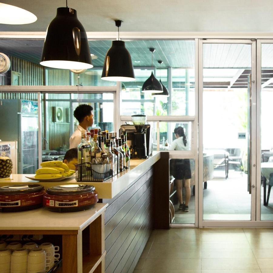 Hotel Baboona Beachfront Living 3*