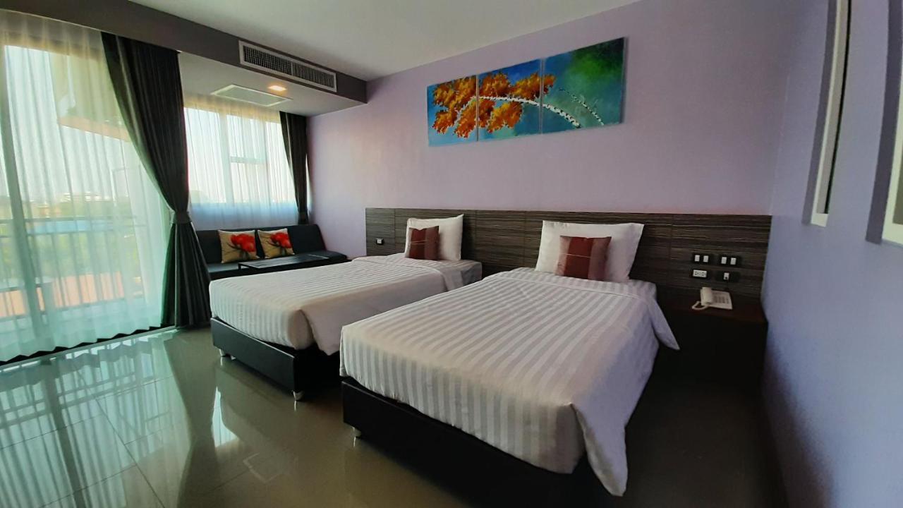 Resort Lakkhana Poolside Pattaya