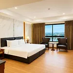 Nova Park 4*