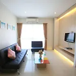 ดิ ไอคอนเพลซ 1 แอท พัทยากลาง โรงแรม 3*