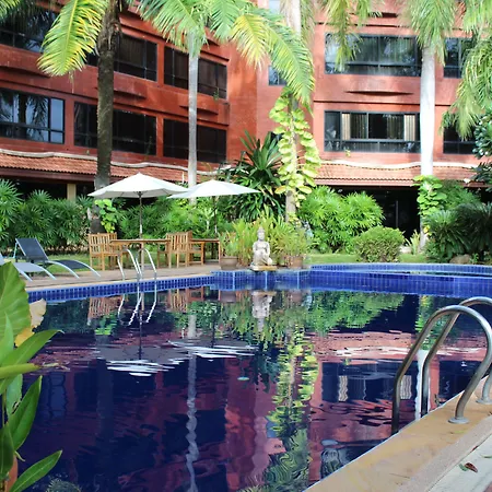 Hotel Nova Park 4*