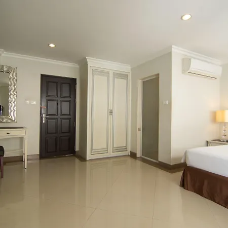 Lk Mansion Aparthotel