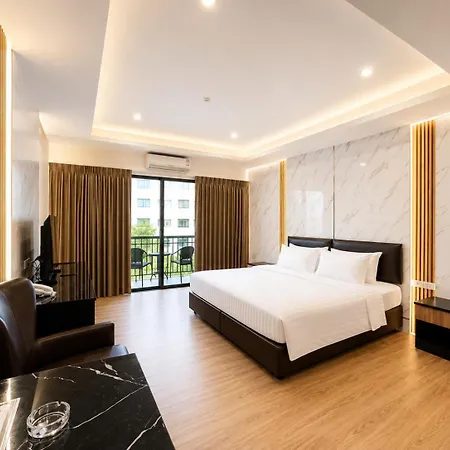 Nova Park Hotel