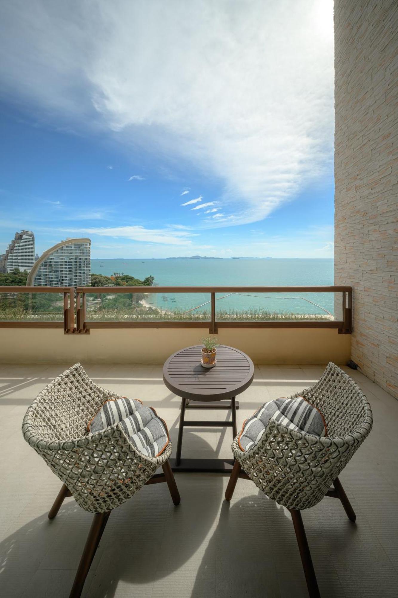 Centara Grand Mirage Resort 5*