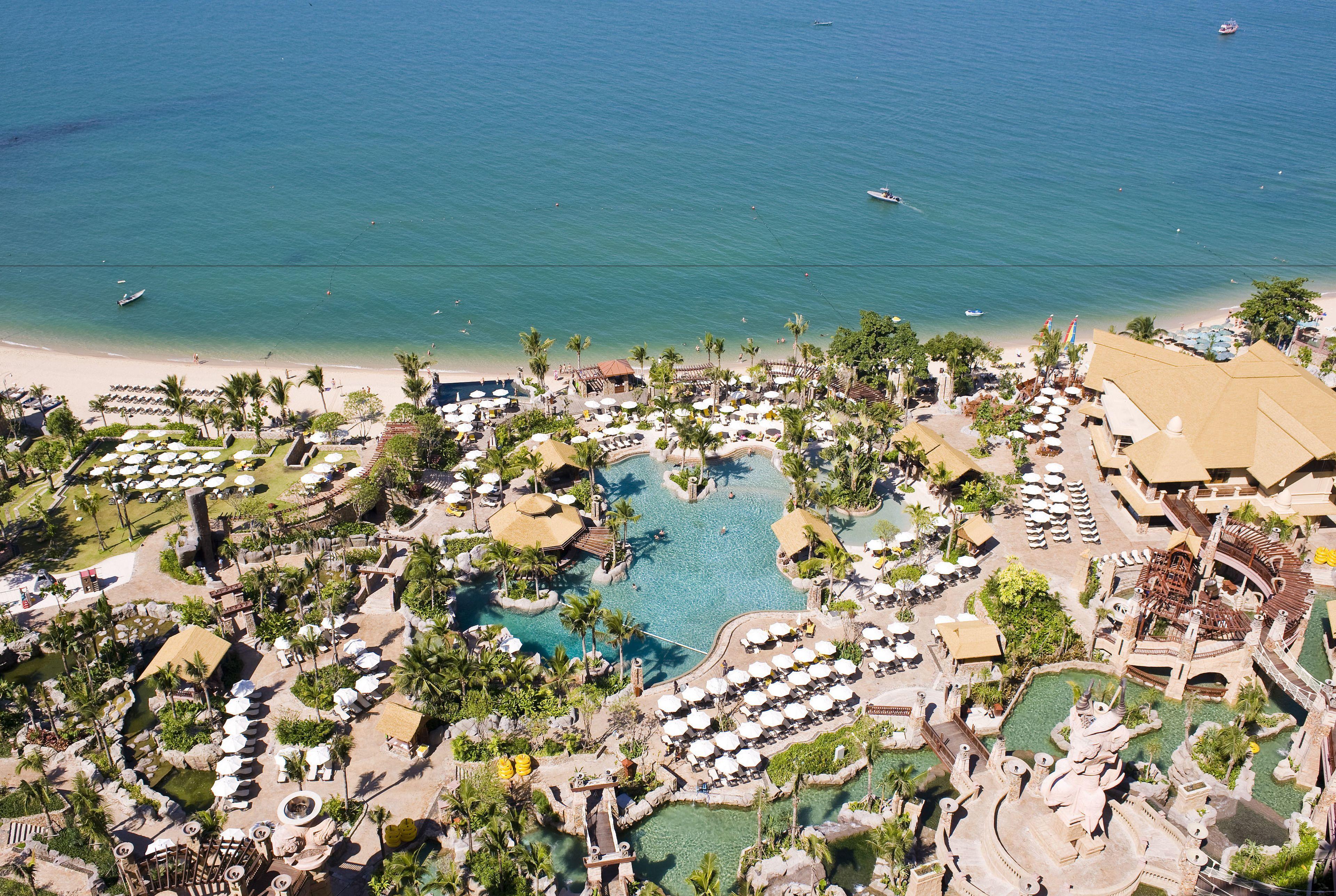 Centara Grand Mirage Resort