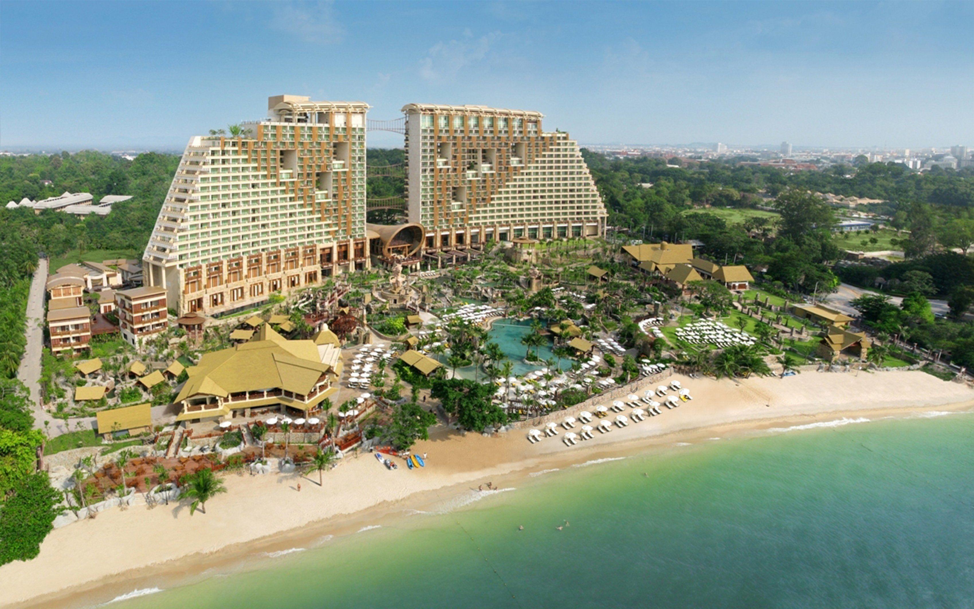 Centara Grand Mirage Resort