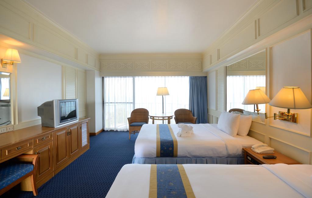 The Imperial 4*