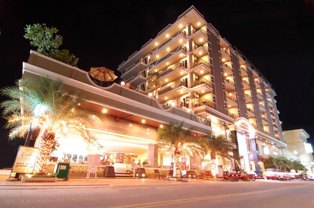 Lk Royal Hotel 4*