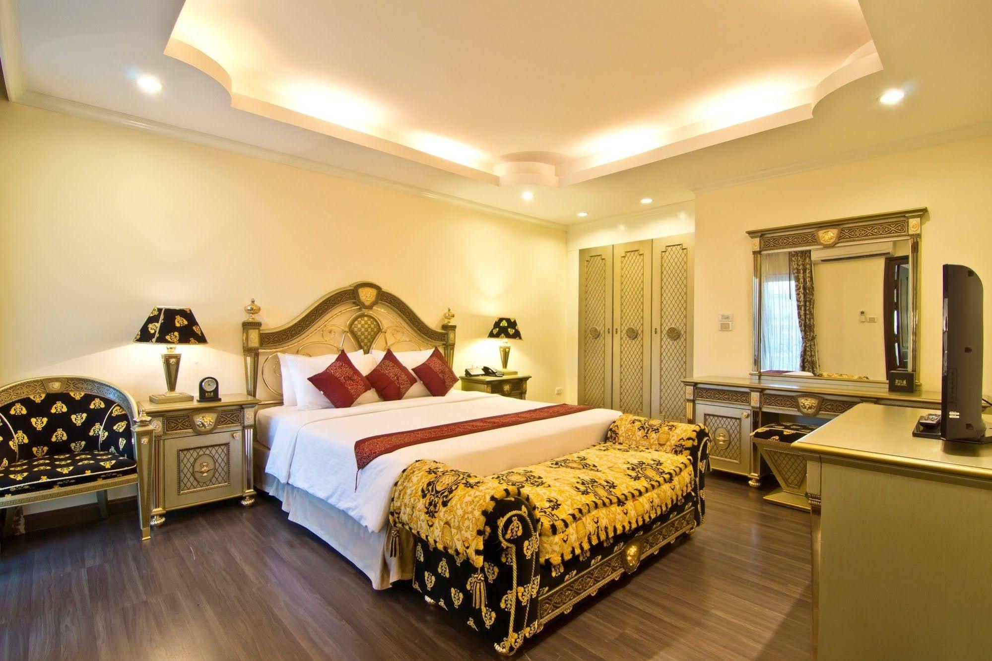 Lk Royal 4*