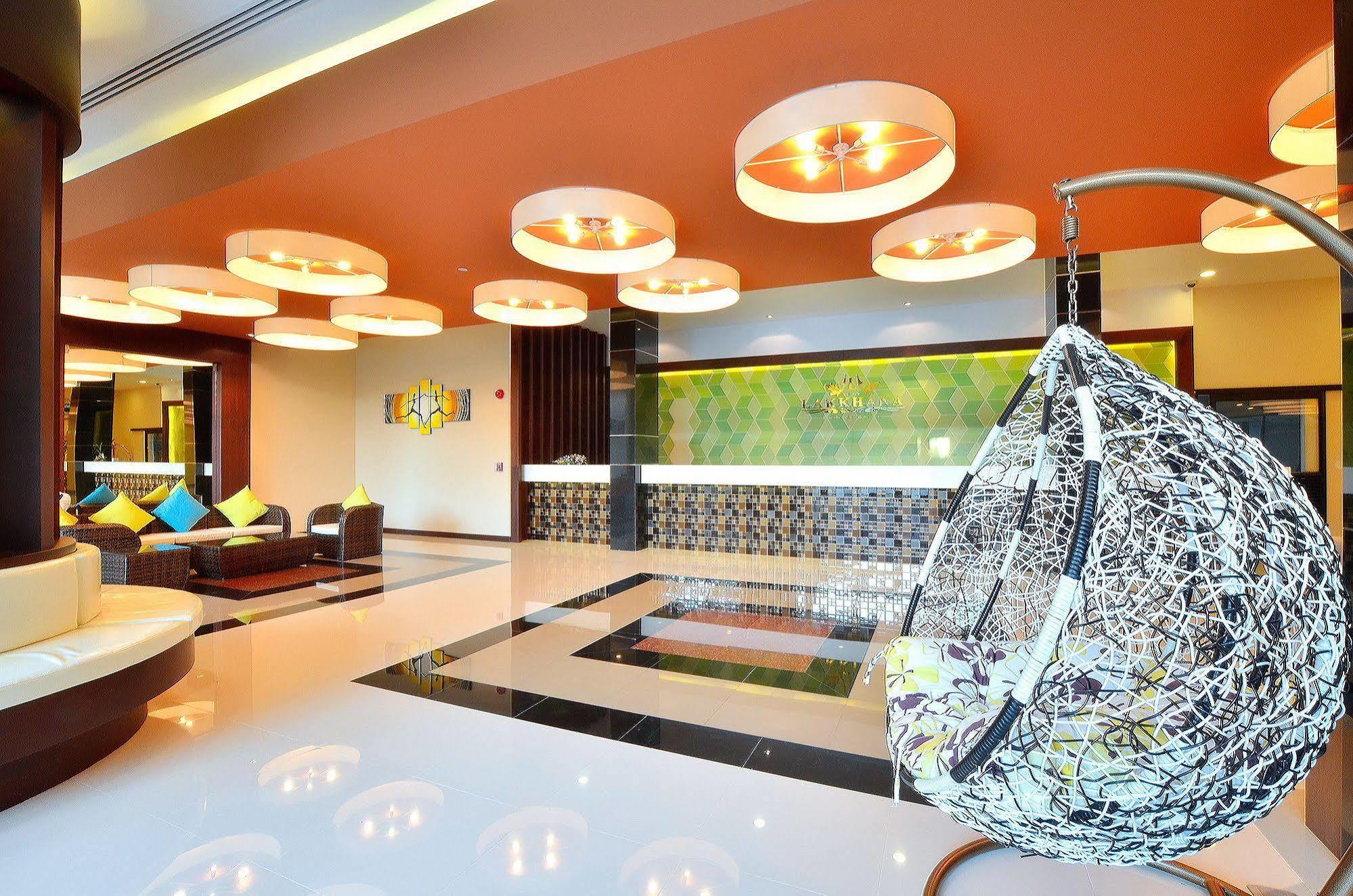 Lakkhana Poolside Tempat peranginan 4*