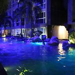 Centara Avenue A4,Near Walking Street,Freepool,Gym