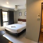 Sumalee Guest House