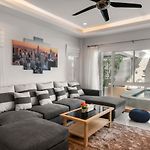 Sabai Pool Villa 12-15 Persons 6Br, Sauna, Pool Table, Karaoke, Bbq