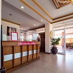 Reddoorz Navin Mansion 3 Pattaya