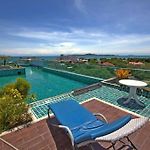 Laguna Bay One