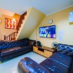 4 Bedroom Town Villa With Private Pool