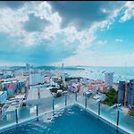 Pattaya The Base Central ถูกและดี