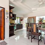 Madee Villa - Pattaya Holiday House Walking Street 6 Bedrooms