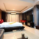 Del Mar Rooms