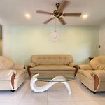 Kouac Villa - Pattaya Holiday House Walking Street 3 Bedrooms