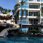 Centara Avenue 2 Bedrooms Pool View