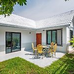 Deluxe 3 Bedrooms Villa With Fancy Pool In Downtown Pattaya