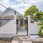 Deluxe 3 Bedrooms Villa With Fancy Pool In Downtown Pattaya