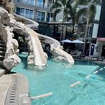 Centara Avenue Residences 1 Bedroom Pattaya Center Near Beach Shopping Mall