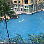 High Floor Nice Pool View Near Walking Street Arcadia Beach 高楼层泳池景 高速网络 智能电视