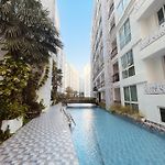 City Garden Olympus Condo & Yahaha