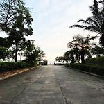 Moderne Og Delikat Leilighet Pa Stranden I Jomtien