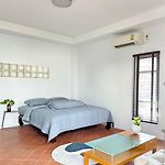 After-Grad Poshtel