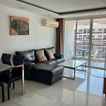 Hyde Park Residence By Pattaya Sunny Rentals