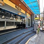 The Base Inn Pattaya