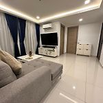 Exclusive Arcadia Condo - Amazing Pools & Gardens, Gym, Sauna, Waterfalls, Jacuzzi, Fast Internet