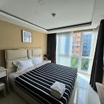 Grand Avenue Super Condo