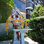 Wong Amat Luxury Condo--Private Beach