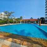 View Talay 5 - Beachfront Ocean View - High Floor & Huge Pool