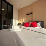 Downtown Chic Condo Rooftop Pool #Es20712