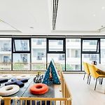 Sea View 2 Bed Room At Great Central Location