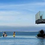 Pattaya Central & Infinity Pool