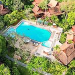 Sugar Hut Resort & Restaurant