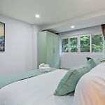 Grosvenor House - Olympic Pool - Pattaya