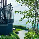 Central Pattaya Condo With Roof Top Pool