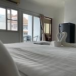 Malee Guesthouse And Restaurant