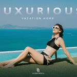 Luxury Stay - A Sea View Room