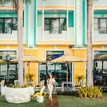 โรงแรมเวฟ