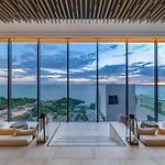 Sea View 2 Bed Room Luxury - Perfect Location
