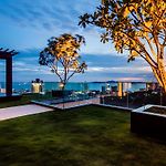 Sea View High Flr,2 Bed Room Exclusive At Pattaya