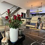 Pattaya Near Beach & Walk Street Luxury Villa